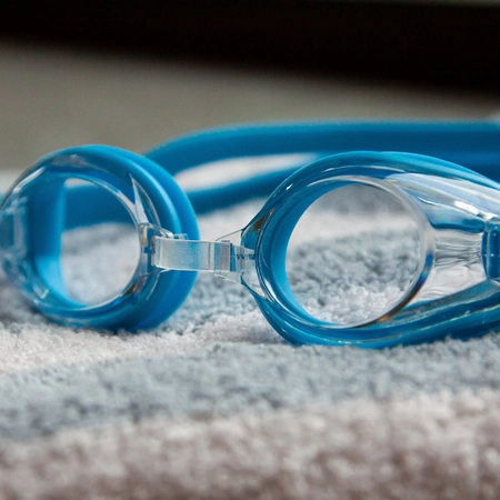 Okulary pływackie korekcyjne dla dorosłych w zestawie do montażu 9492
