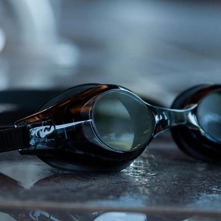 Okulary pływackie korekcyjne dla dorosłych w zestawie do montażu View 9471