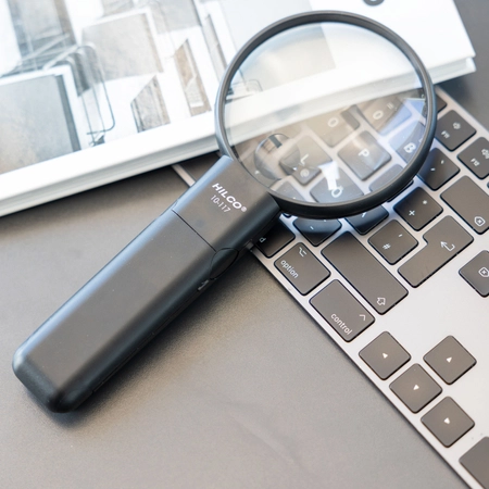 Lupa okrągła podświetlana wielokątna