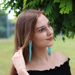 Łańcuszek do okularów akrylowy, kremowy